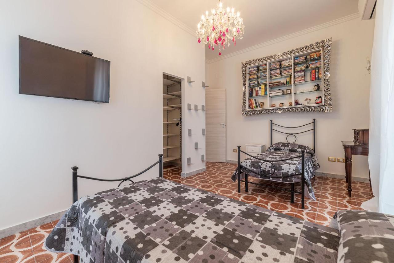 Piramide & Testaccio Design Flat Рим Экстерьер фото